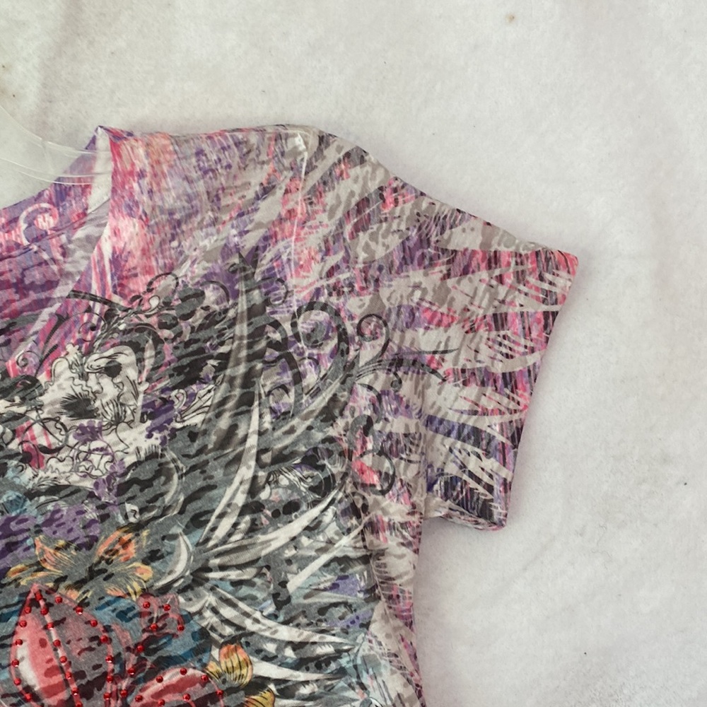Multi Color Rhinestone Short Sleeve Tee - Picture 4 of 9